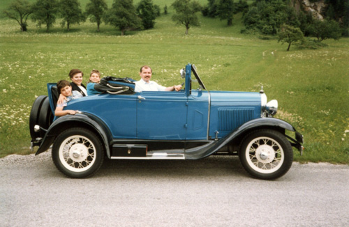 1992, als wir alle mit einem Ford-A Bj. 1928 durch's Steyrtal fuhren.